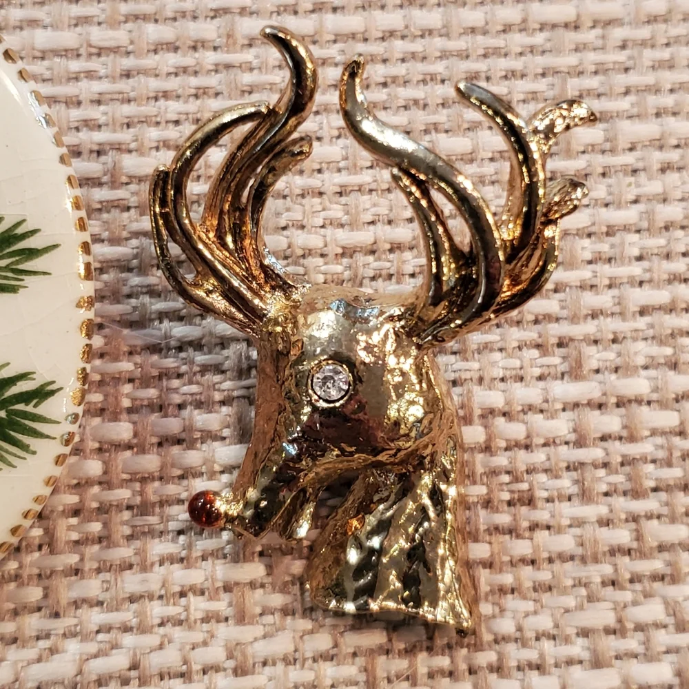 5 vintage Christmas brooches (angels, Rudolph, bird and pine branch)
